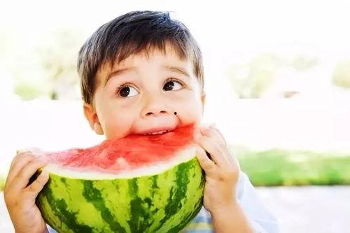 吃瓜娱乐文案短句搞笑版,搞笑吃瓜文案大盘点